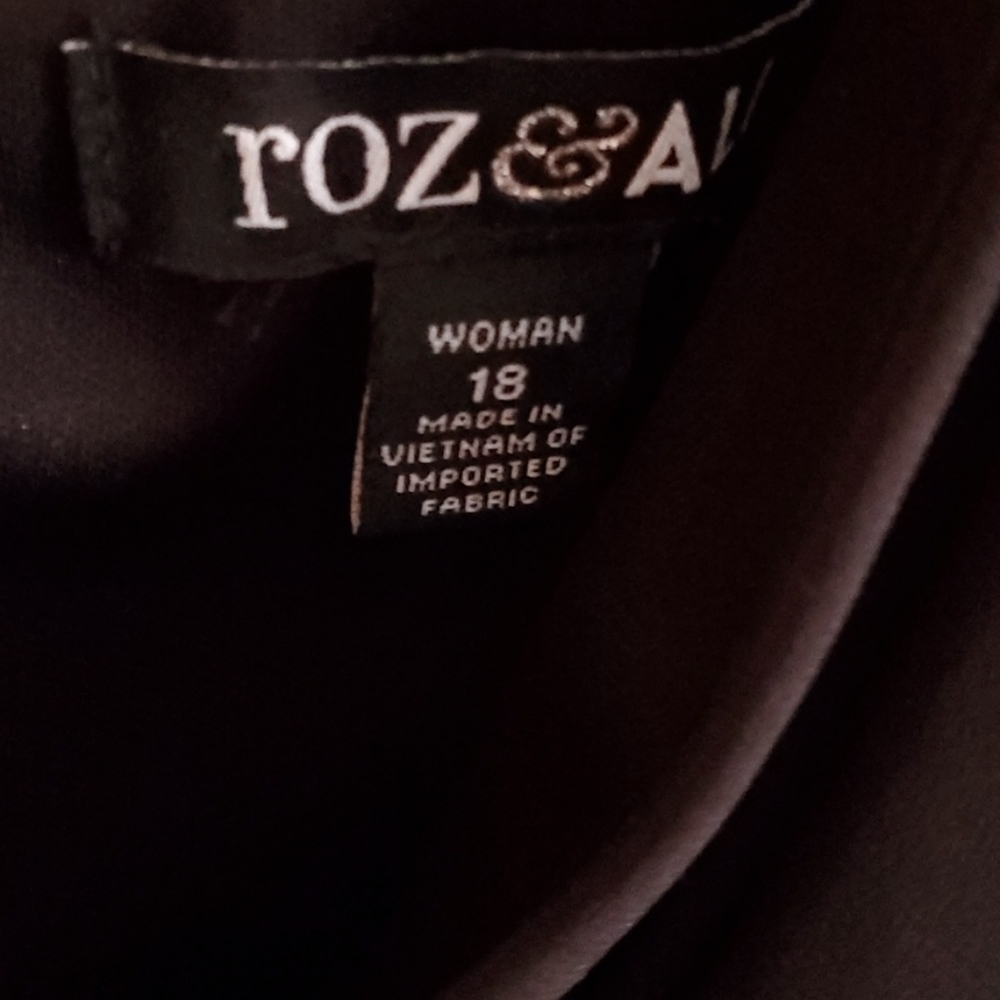 Woman Dress w/tags 18 - Picture 5 of 8